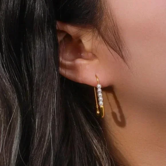 New 18K Gold Pearl Minimalist Earrings, NICE EARRINGS, CUTE EARRINGS - Picture 2 of 8